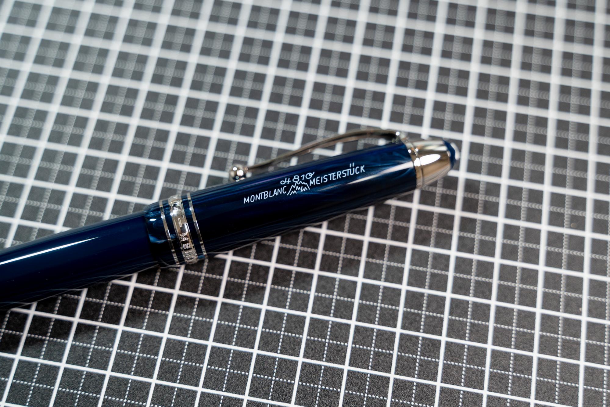 キャップにはヴィンテージのマイスターシュテュックのロゴがレーザー刻印